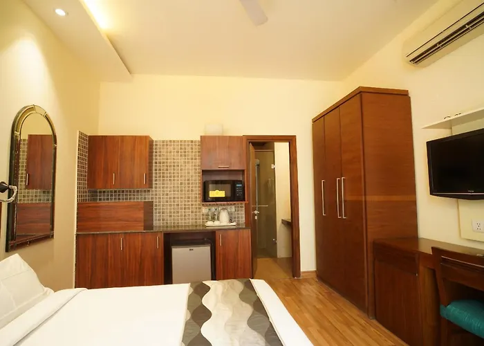 Deluxe King Suite