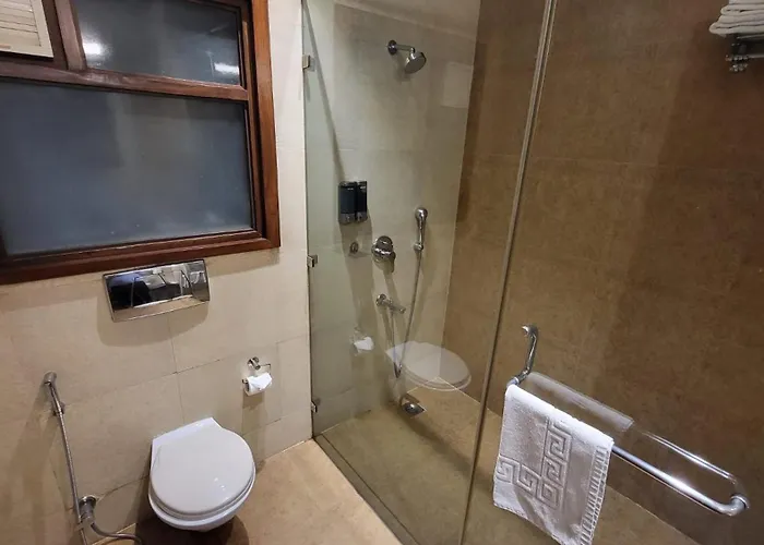 Deluxe King Suite